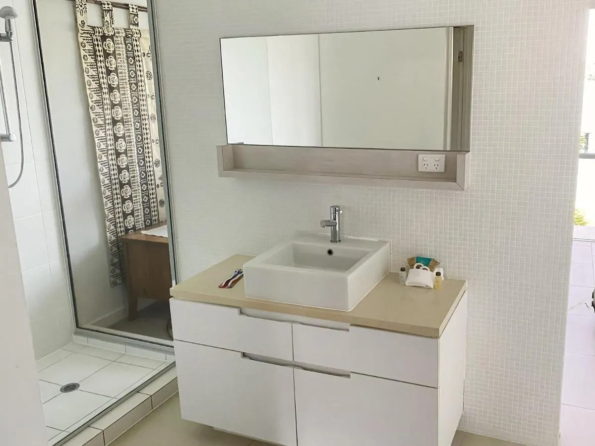 1 Bright Point Apartment 2303 Nelly Bay