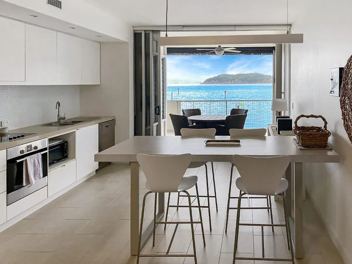 1 Bright Point Apartment 2303 Nelly Bay